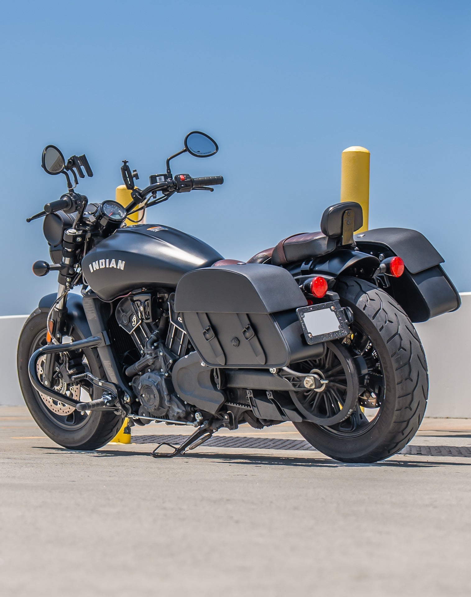 28L - Baelor Medium Quick Mount Indian Scout Bobber Twenty Motocicleta Alforjas