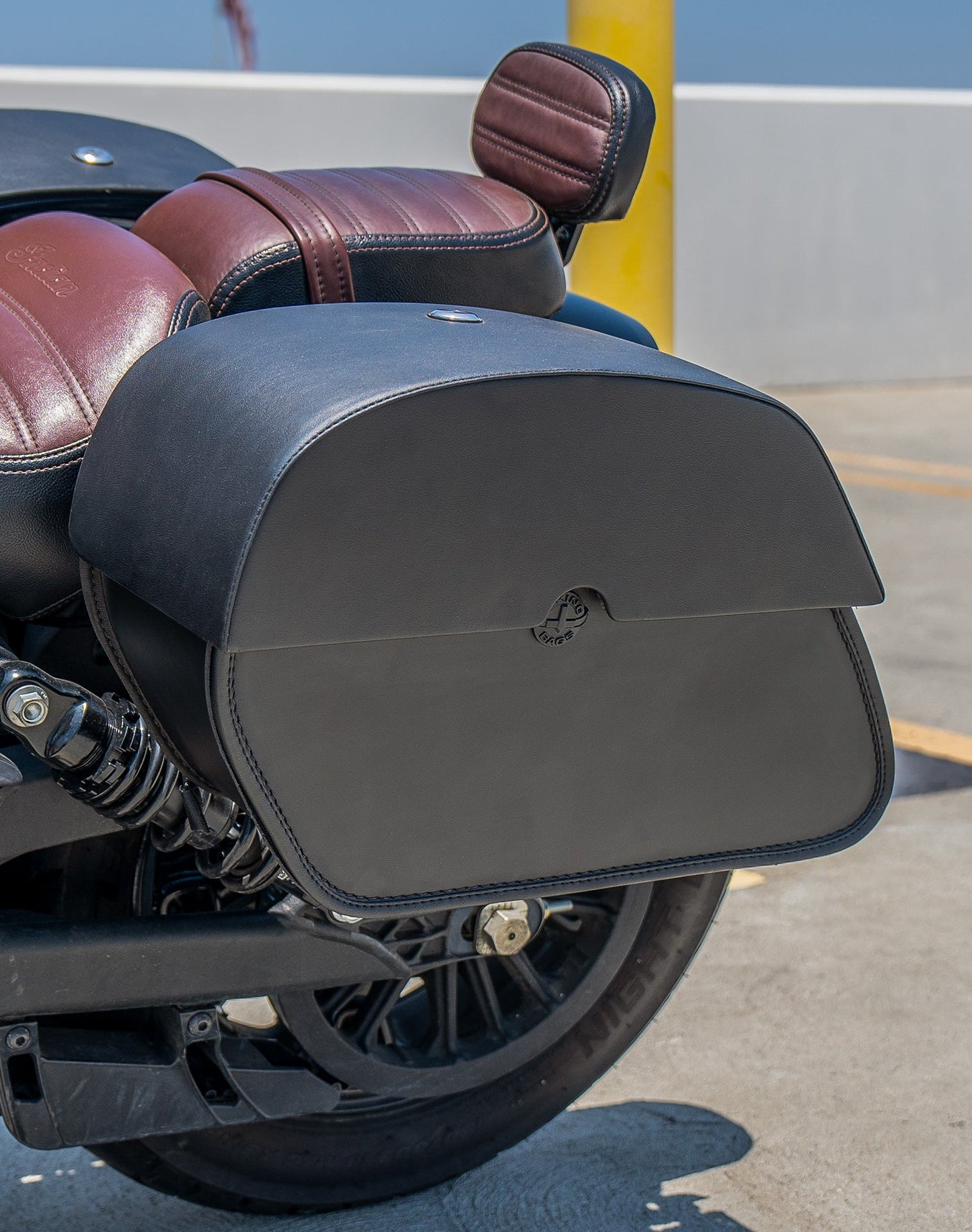 28L - Panzer Medium Quick Mount Indian Scout Bobber Sixty Leather Alforjas