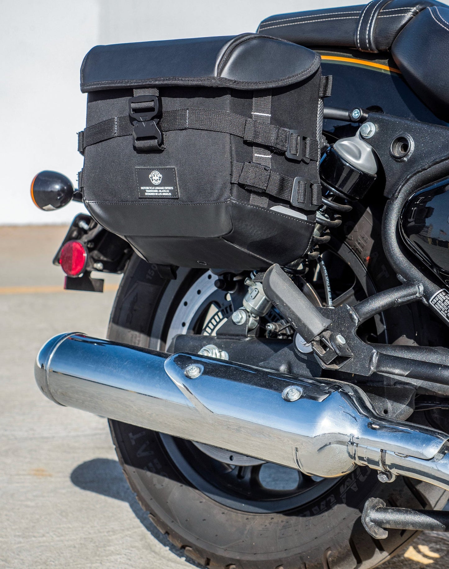 10L - Incognito Quick Mount Small Royal Enfield Super Meteor 650 Solo Alforja (Right Only)