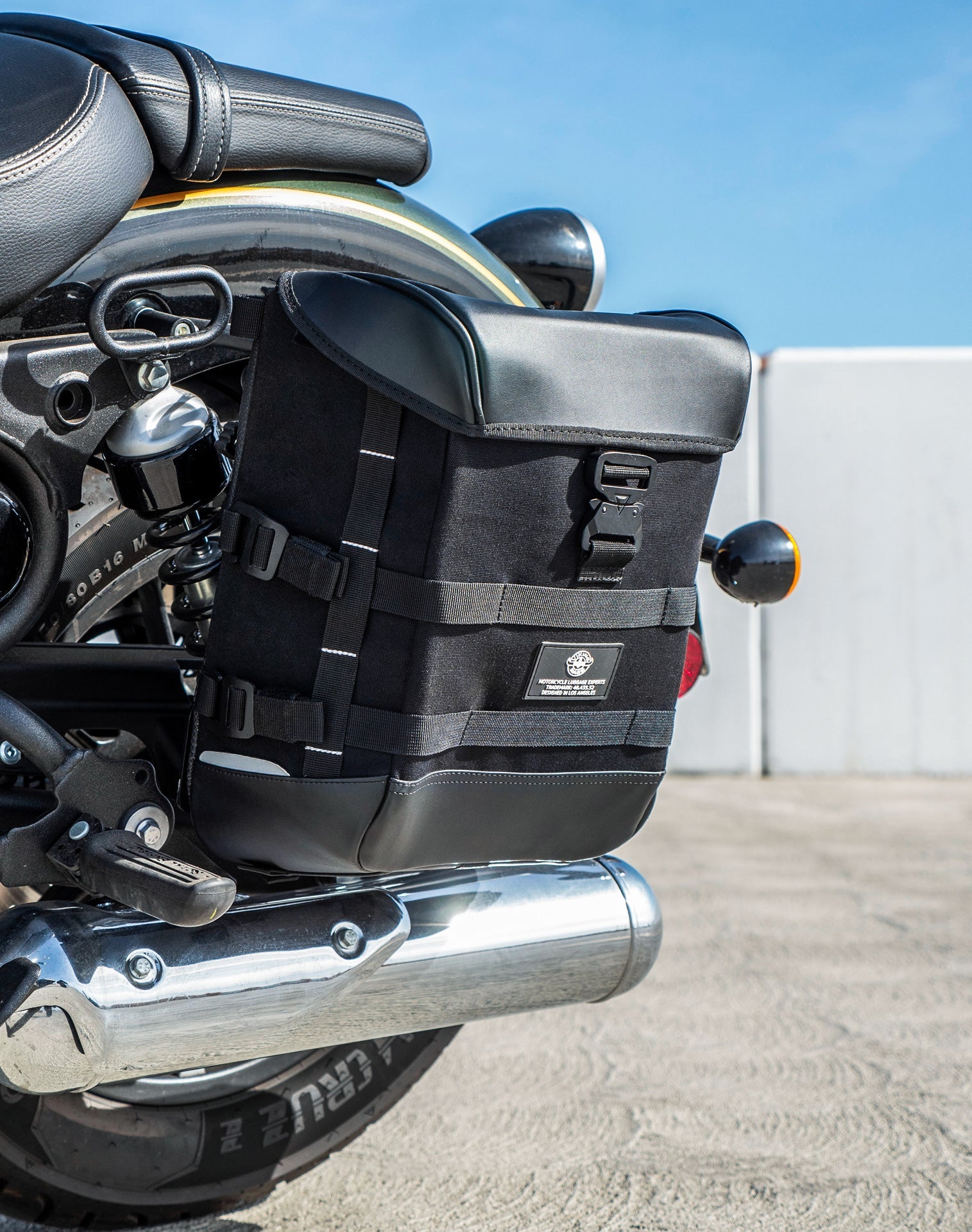 15L - Incognito Quick Mount Medium Royal Enfield Super Meteor 650 Solo Alforja (Left Only)