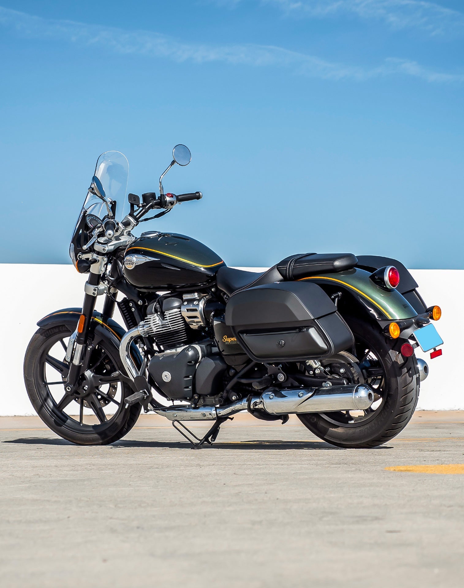 28L - Pantheon Medium Quick Mount Royal Enfield Super Meteor 650 Motocicleta Alforjas