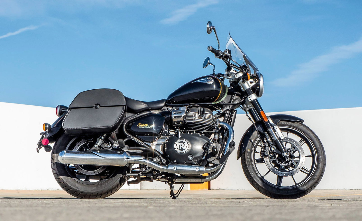 28L - Panzer Medium Quick Mount Royal Enfield Super Meteor 650 Motocicleta Alforjas