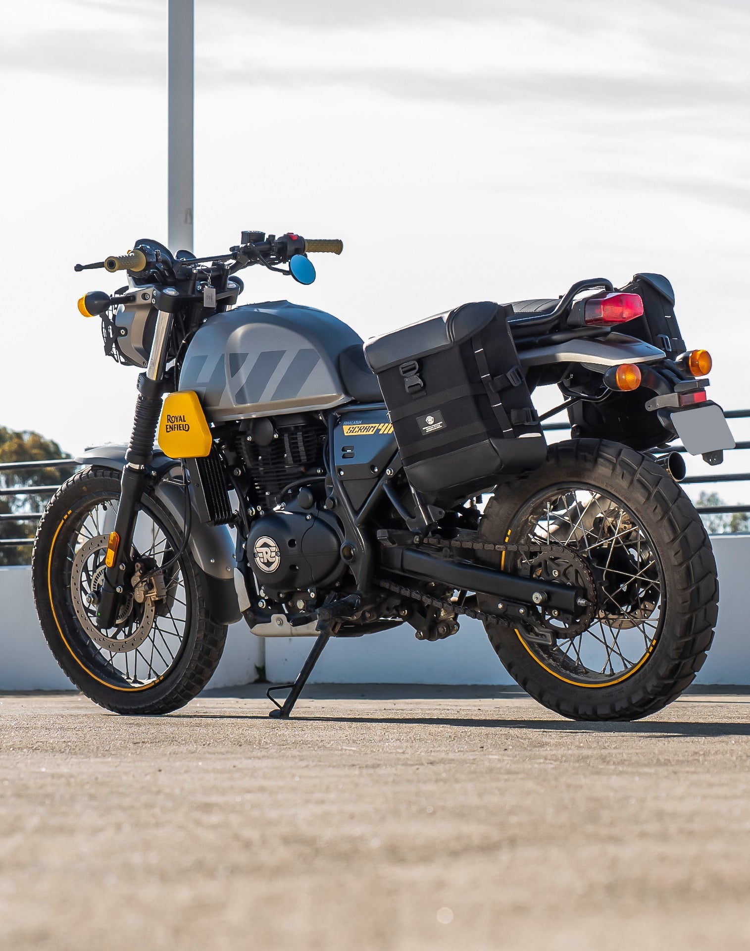15L - Incognito Quick Mount Medium Royal Enfield Scram 411 Solo Alforja (Left Only)