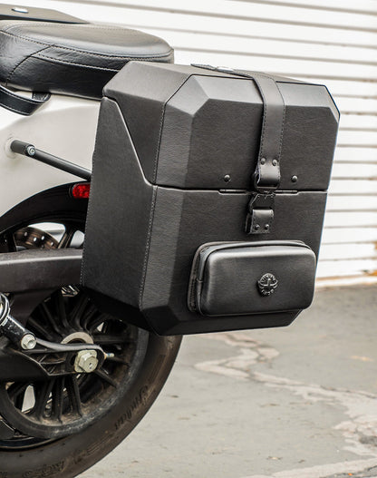 15L - Outlaw Quick Mount Medium Indian Scout Sixty Hard Solo Alforja (Left Only)