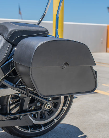 28L - Panzer Medium Quick Mount Harley Softail Breakout FXBR/S Leather Alforjas
