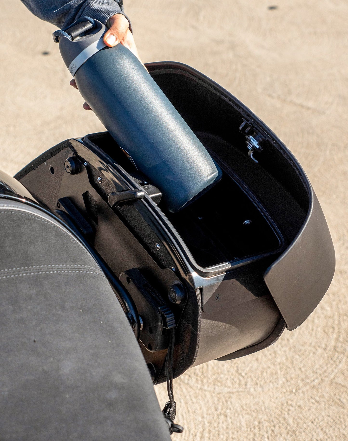 28L - Baelor Medium Quick Mount Triumph Thruxton RS Motocicleta Alforjas