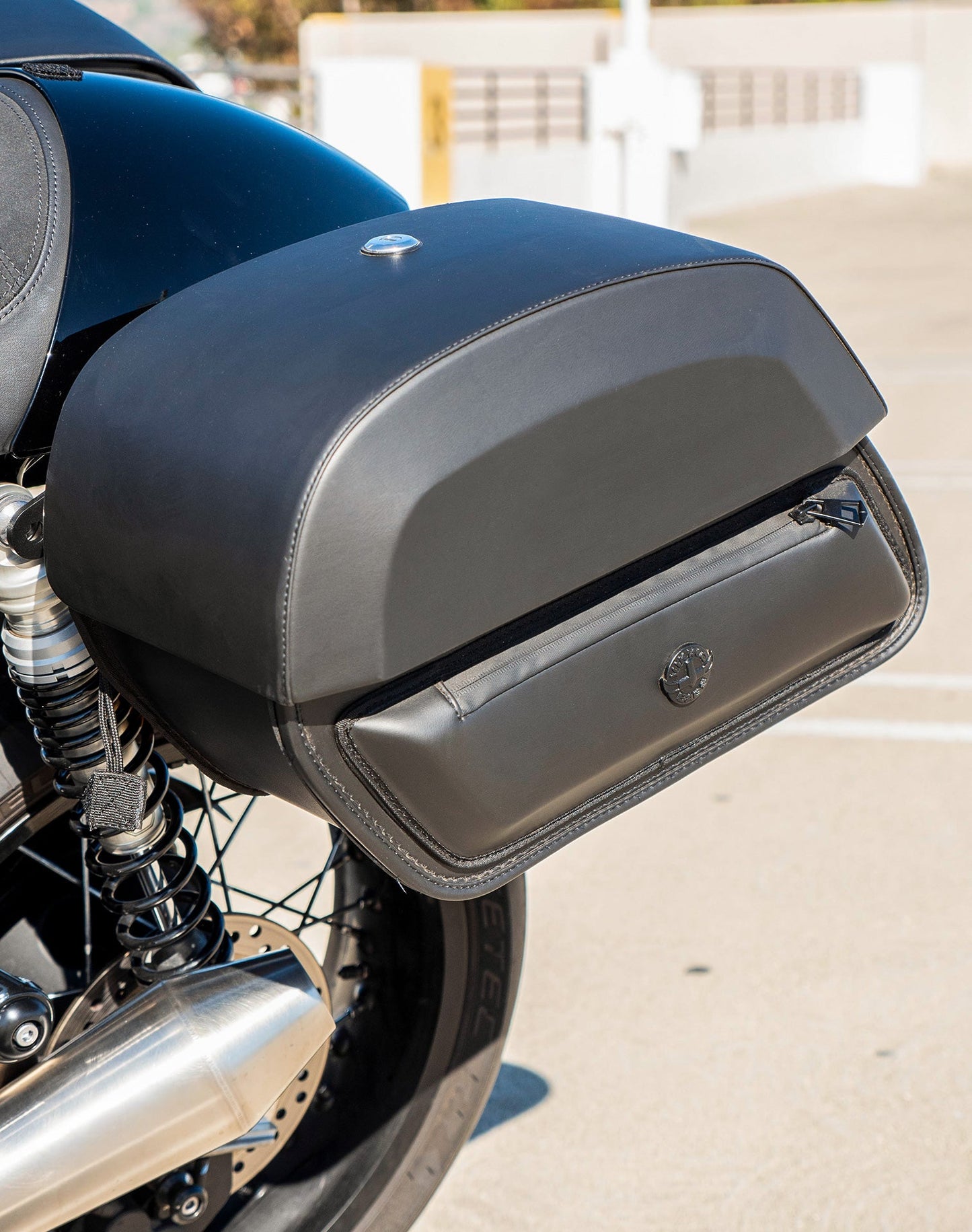 28L - Pantheon Medium Quick Mount Triumph Thruxton RS Motocicleta Alforjas