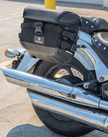 10L - Incognito Quick Mount Small Suzuki Boulevard C50 VL800 Solo Alforja (Right Only)