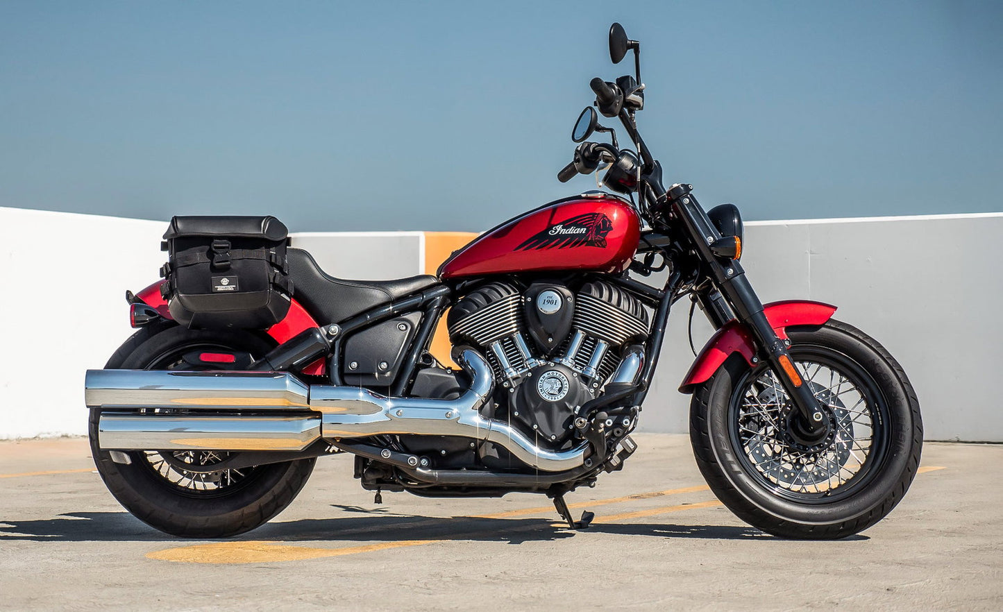 10L - Incognito Quick Mount Small Indian Chief Bobber Dark Horse Solo Alforja (Right Only)