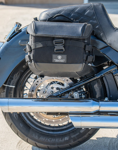 10L - Incognito Quick Mount Small Solo Motocicleta Alforja (Right Only) para Harley Softail Heritage FLHC/S