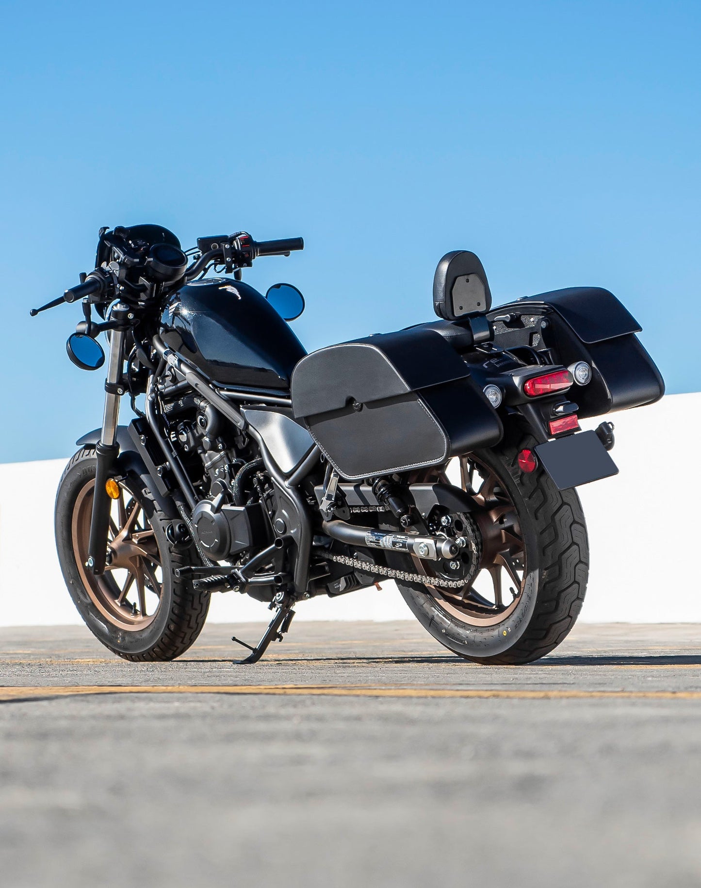 28L - Panzer Medium Quick Mount Honda Rebel 300 Leather Alforjas