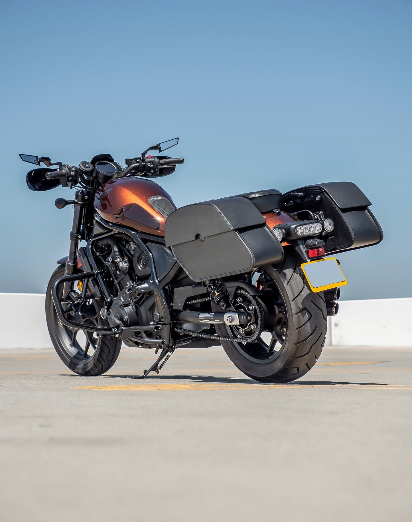 28L - Panzer Medium Quick Mount Honda Rebel 1100 Leather Alforjas