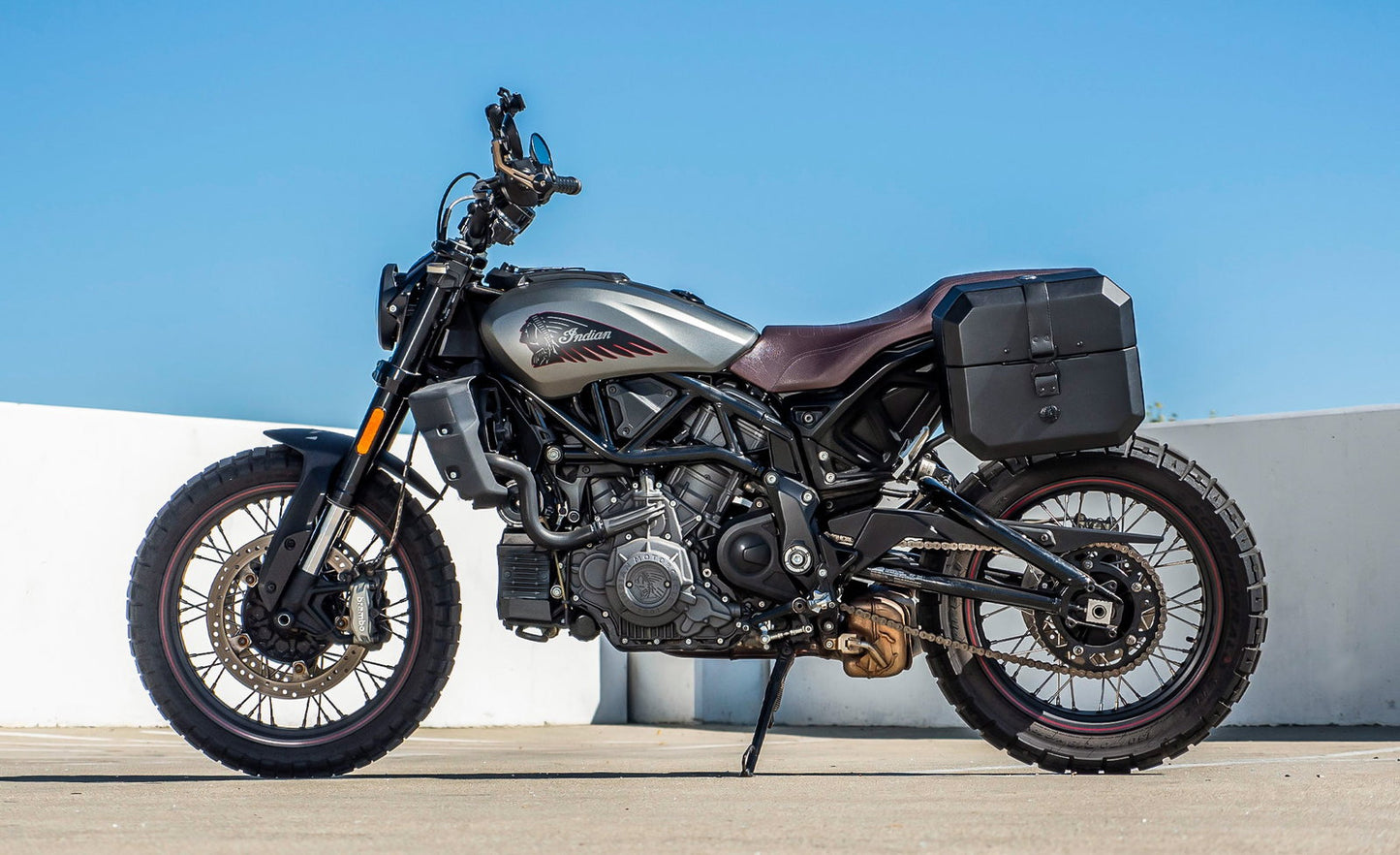 10L - Outlaw Quick Mount Small Indian FTR 1200 Hard Solo Alforja (Left Only)