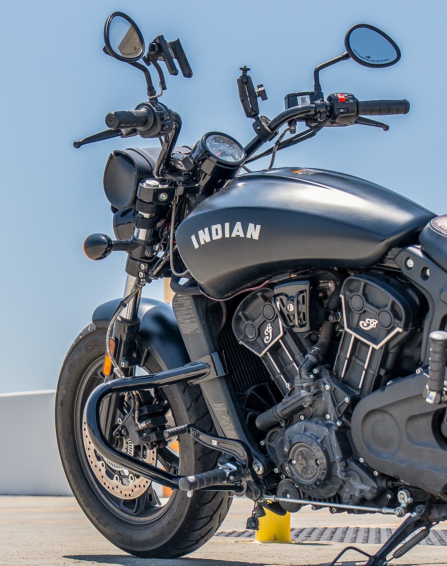 Viking Cherokee Indian Scout Rogue Sixty Crash Bar/Engine Guard Gloss Black