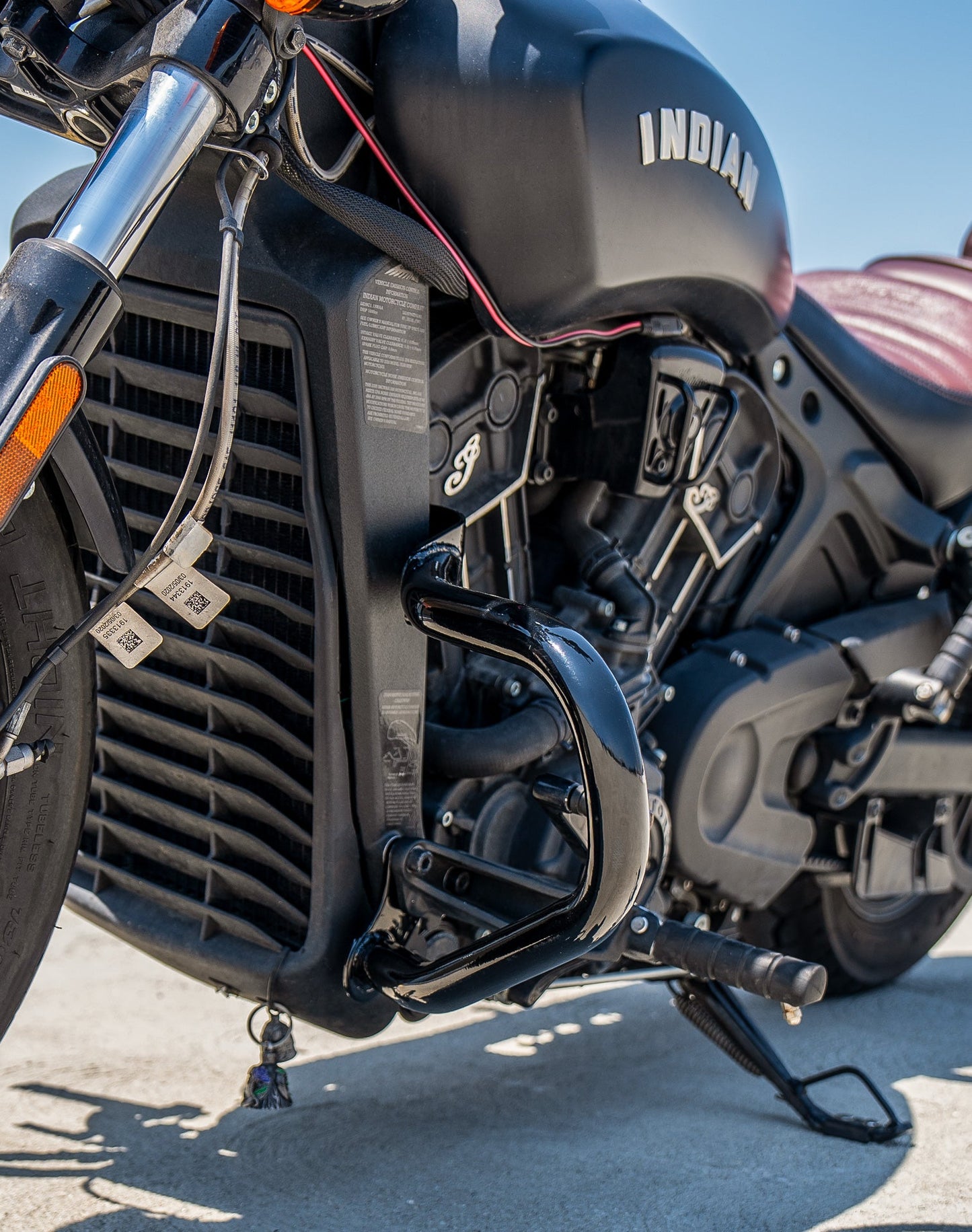 Viking Cherokee Indian Scout Bobber Sixty Crash Bar/Engine Guard Gloss Black