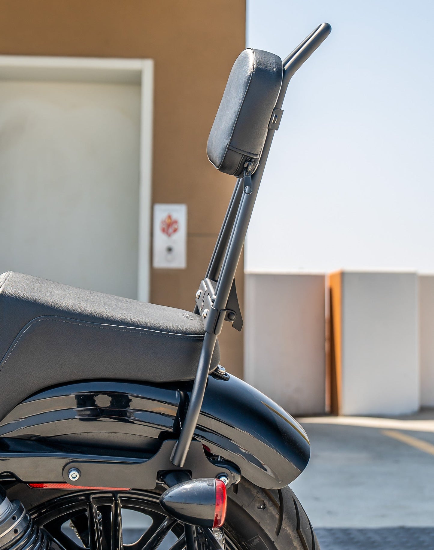 Viking Iron Born Plain Short Backrest Pad para Honda Foldable Sissy bar