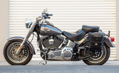 15L - Incognito Quick Mount Medium Solo Alforja (Left Only) para Harley Softail Fat Boy Lo FLSTFB