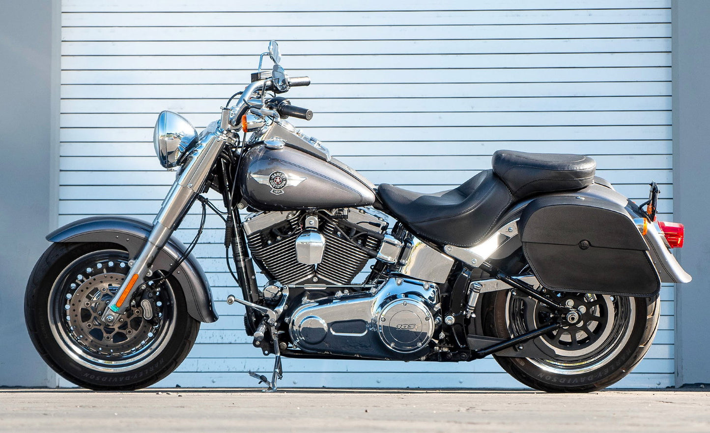 28L - Panzer Medium Quick Mount Motocicleta Alforjas para Harley Softail Fat Boy Lo FLSTFB