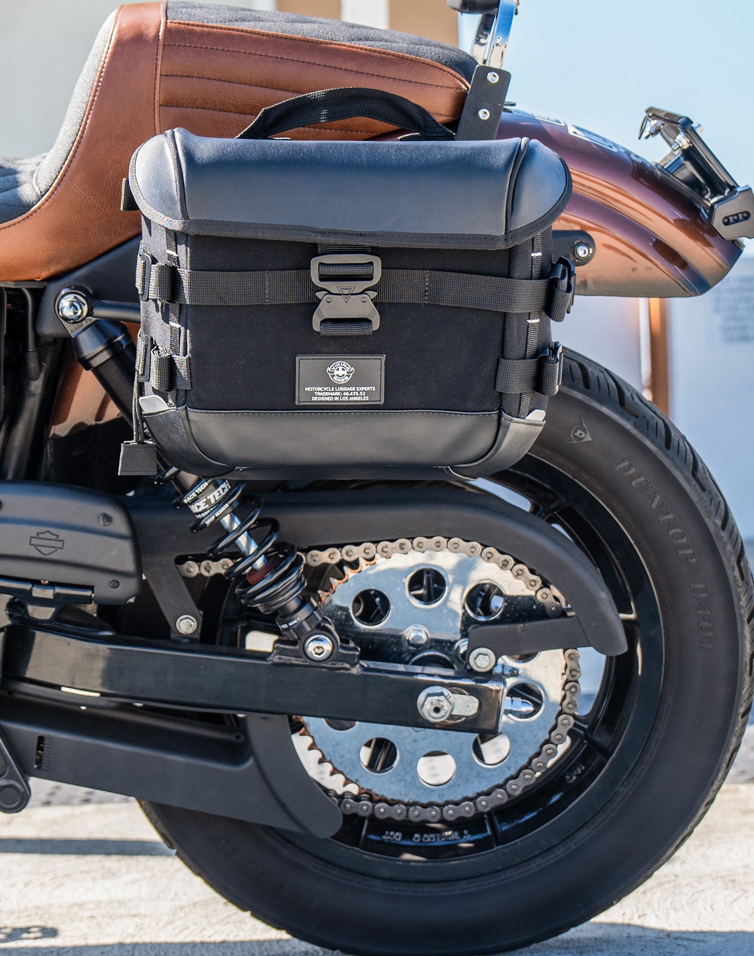 10L - Incognito Quick Mount Small Solo Alforja (Left Only) para Harley Dyna Super Glide Custom FXDC/I