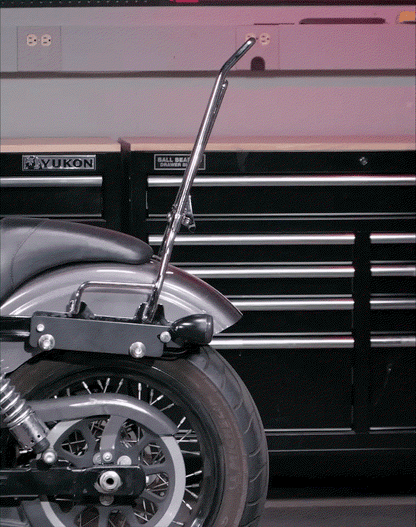 Iron Born Blade 25" Sissy bar with Foldable Luggage Rack para Harley Dyna Super Glide FXD Matte Black
