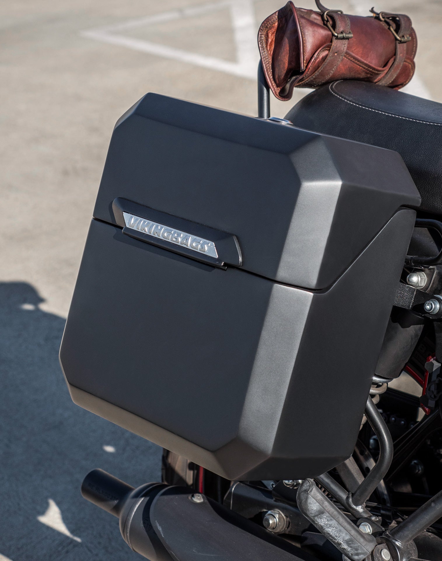 15L - Outlaw Quick Mount Medium Royal Enfield Classic 350 Matte Hard Solo Alforja (Right Only)