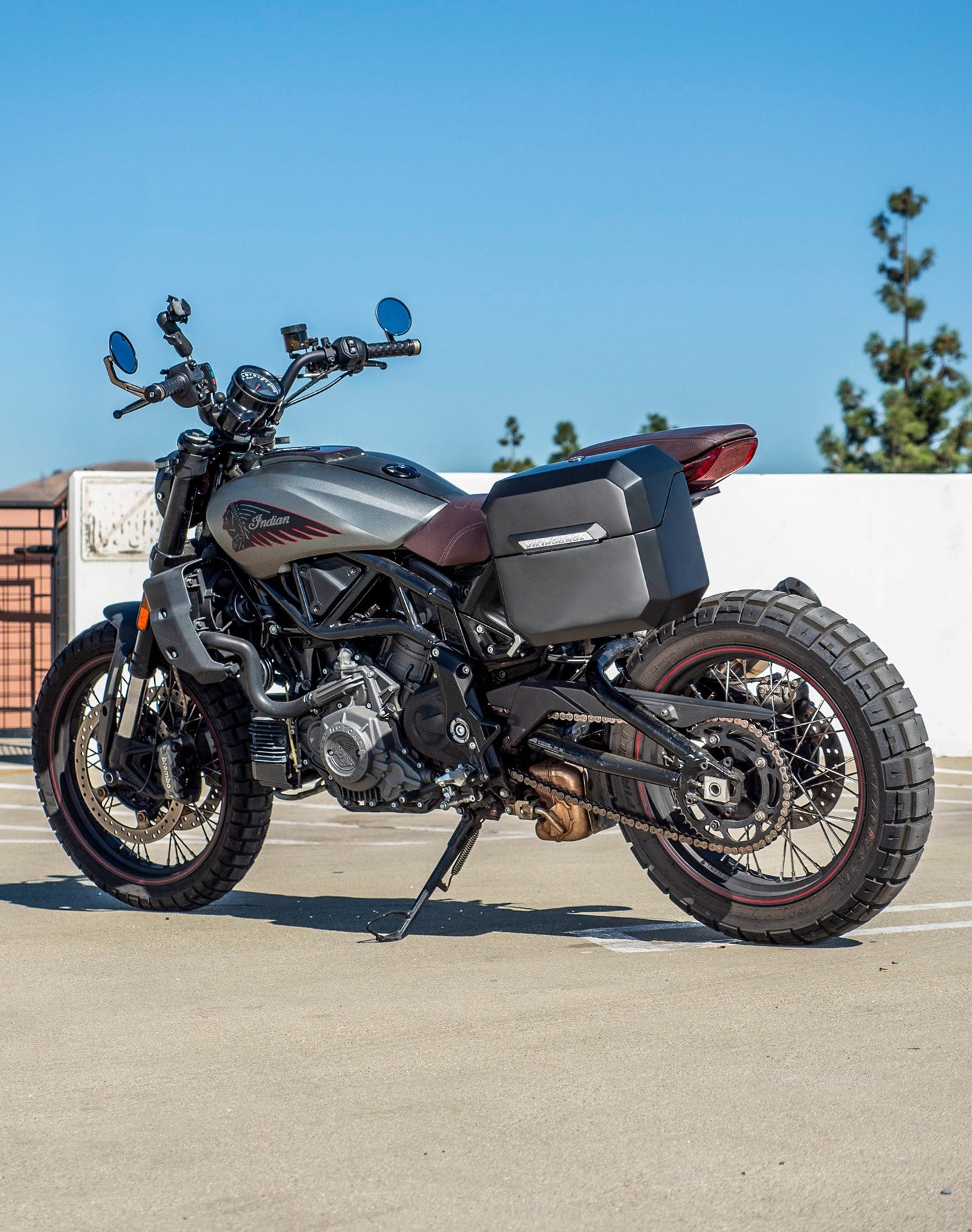 10L - Outlaw Quick Mount Small Indian FTR 1200 Matte Hard Solo Alforja (Left Only)