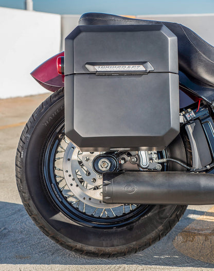 15L - Outlaw Quick Mount Medium Harley Softail Slim FLSL Matte Hard Solo Alforja (Right Only)