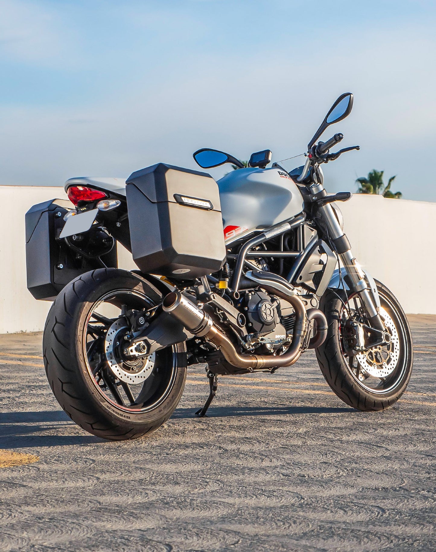 15L - Outlaw Quick Mount Medium Ducati Monster 797 Matte Hard Solo Alforja (Right Only)