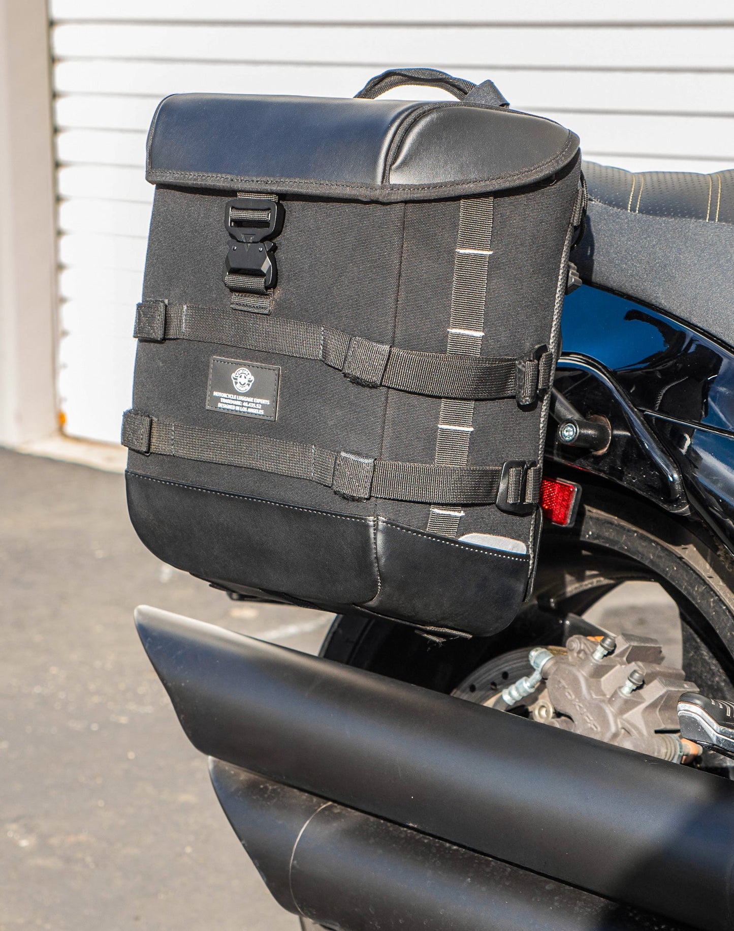 15L - Incognito Quick Mount Medium Suzuki Boulevard M109R/VZR1800 Solo Alforja (Right Only)