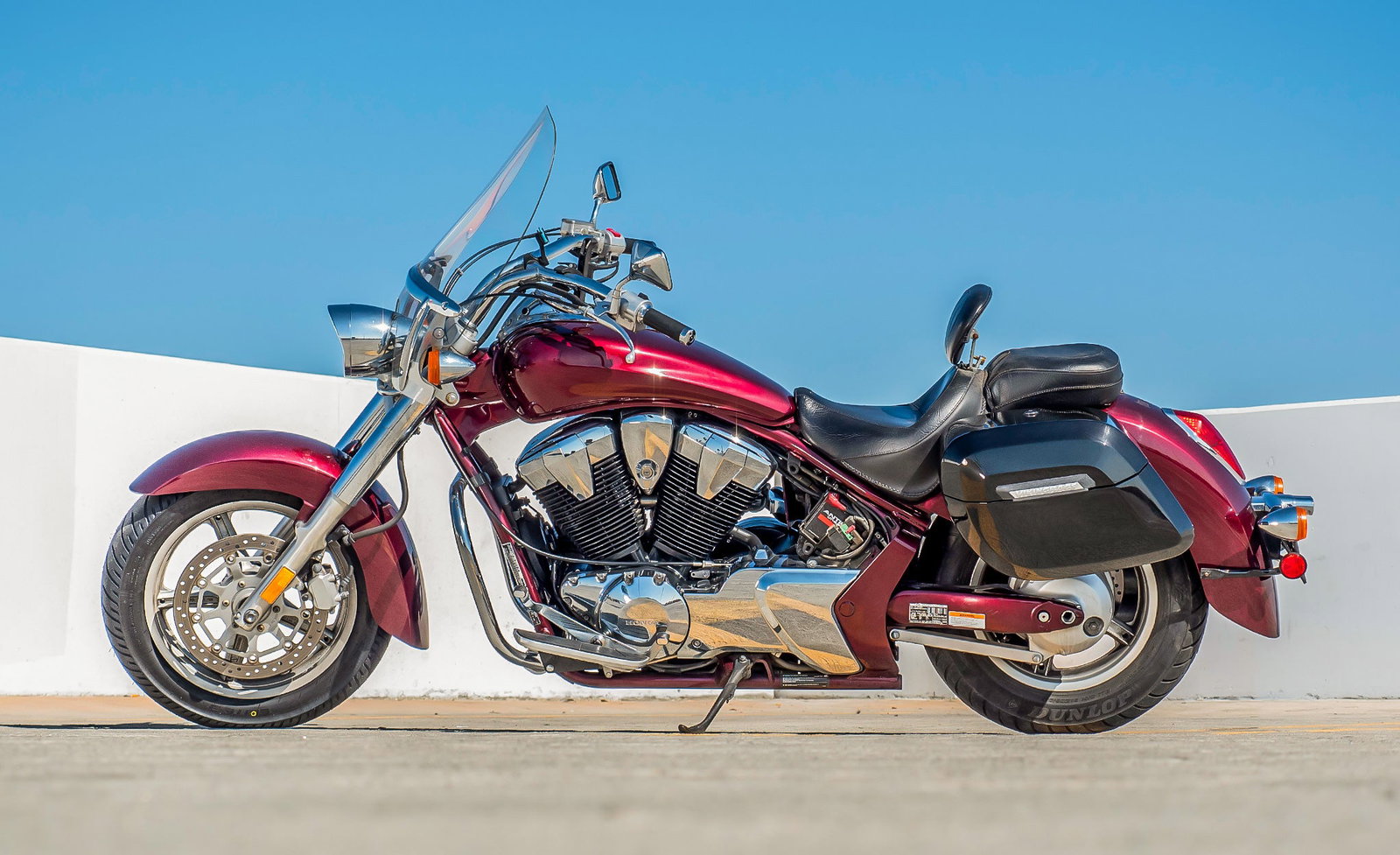 40L - Lamellar Raven XL Honda VT1300CT Interstate Painted Hard Alforjas