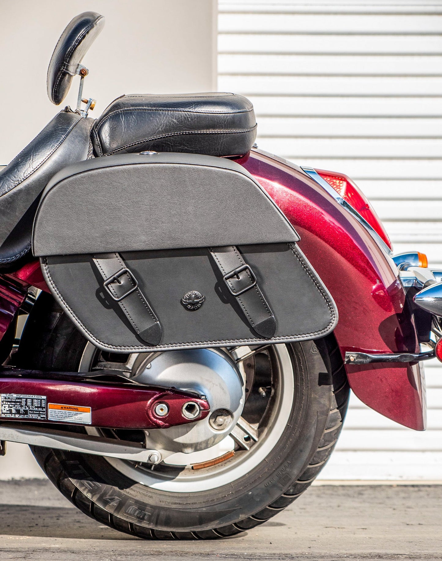 28L - Baelor Medium Hard Mount Honda VT1300CT Interstate Leather Alforjas