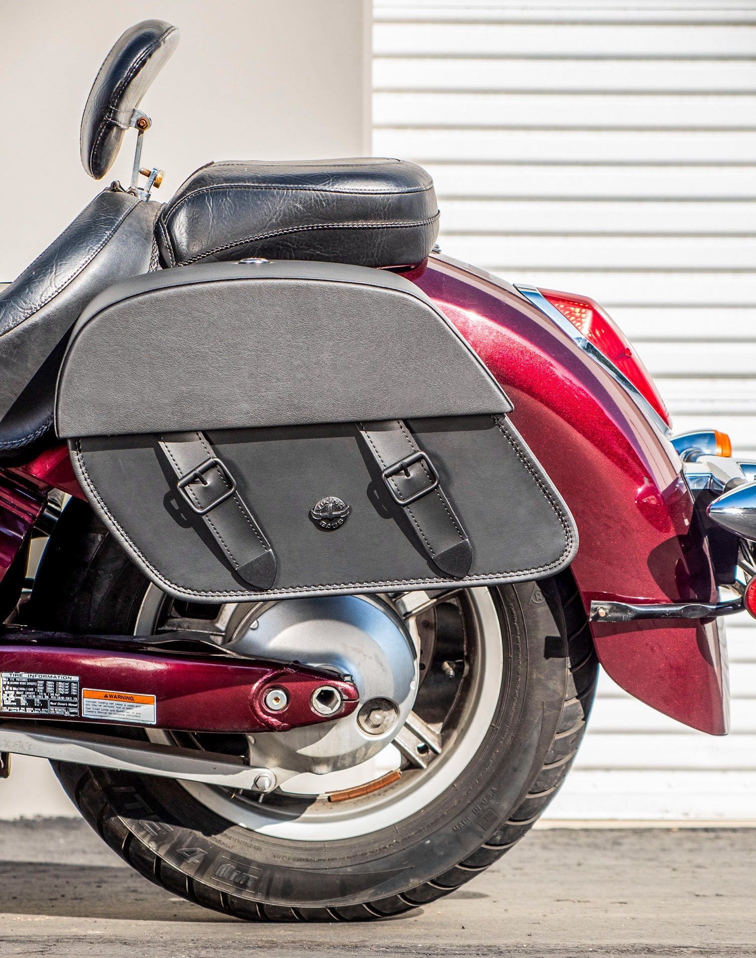 28L - Baelor Medium Hard Mount Honda VT1300CT Interstate Leather Alforjas