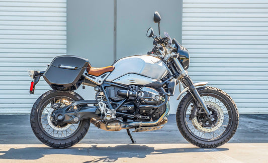 12L - Ironclad Quick Mount Medium BMW R nineT Painted Hard Solo Alforja (Right Only)