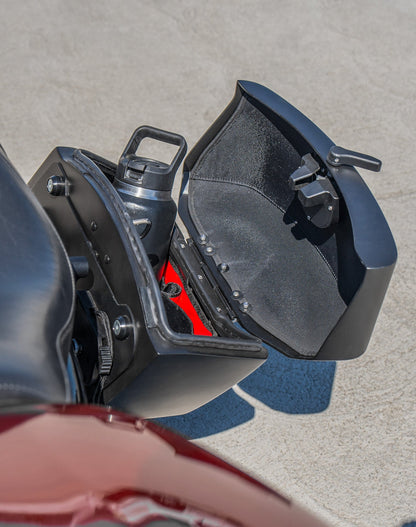 12L - Ironclad Quick Mount Medium Harley Sportster 883 Custom XL883C Matte Hard Solo Alforja (Left Only)
