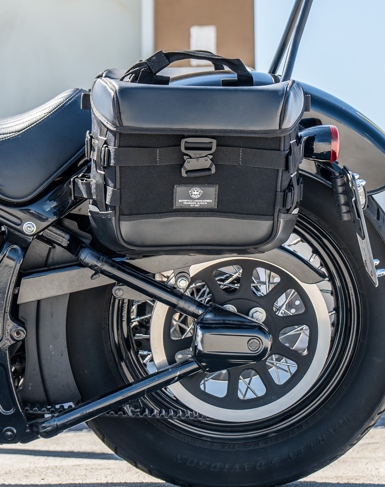 10L - Incognito Quick Mount Small Harley Softail Slim FLS Solo Alforja (Left Only)