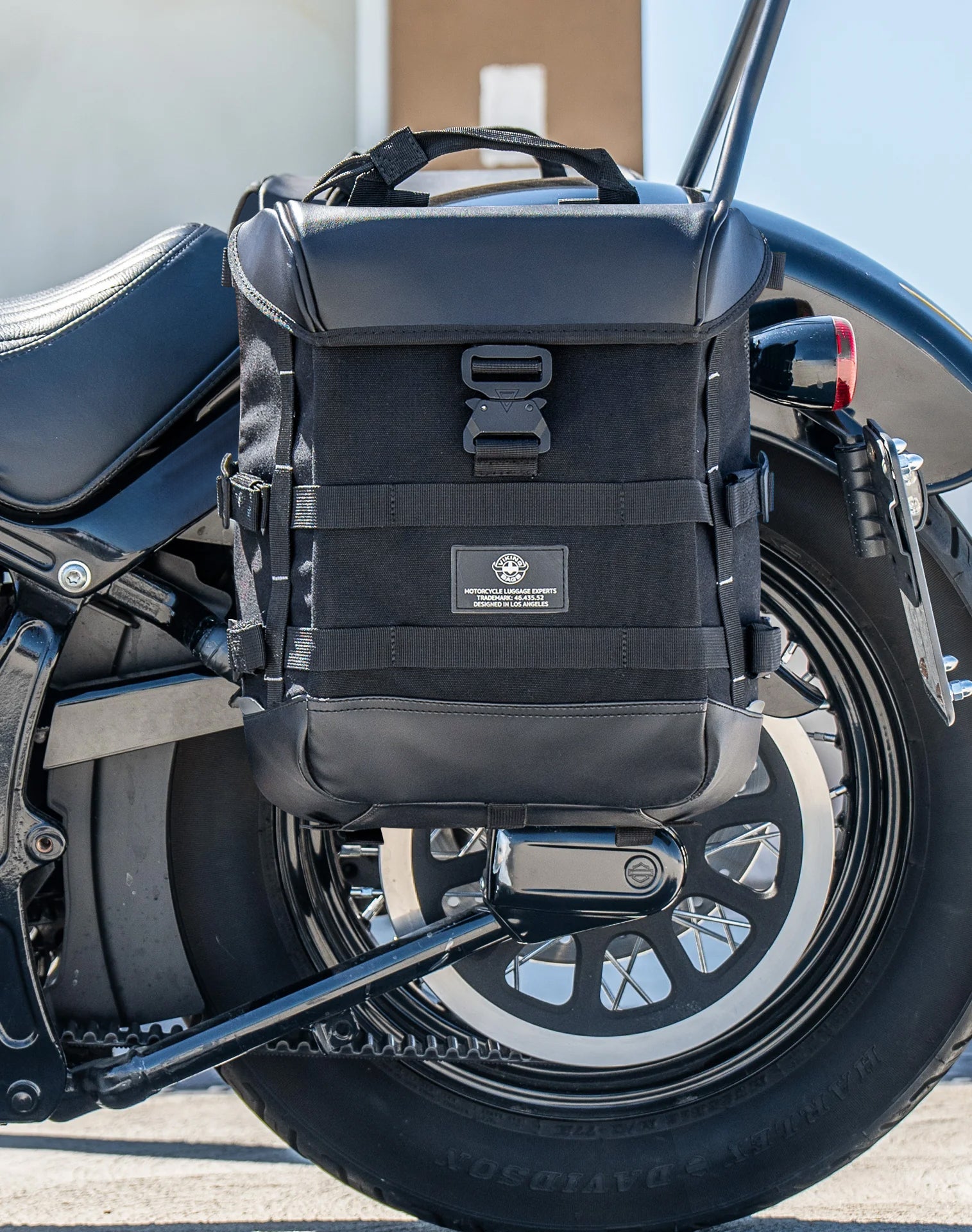 15L - Incognito Quick Mount Medium Harley Softail Slim FLS Solo Alforja (Left Only)