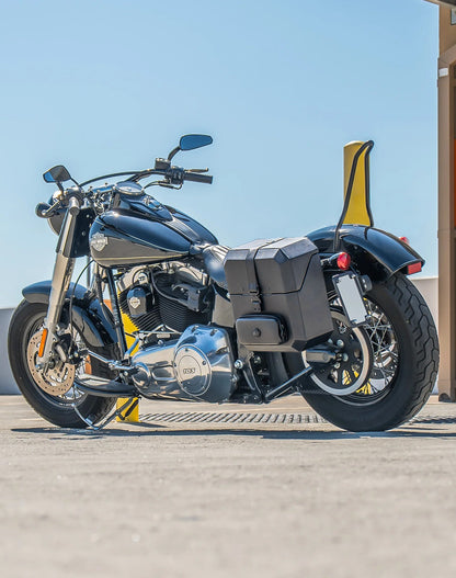 15L - Outlaw Quick Mount Medium Harley Softail Slim FLS Hard Solo Alforja (Left Only)