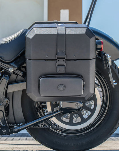 15L - Outlaw Quick Mount Medium Harley Softail Slim FLS Hard Solo Alforja (Left Only)
