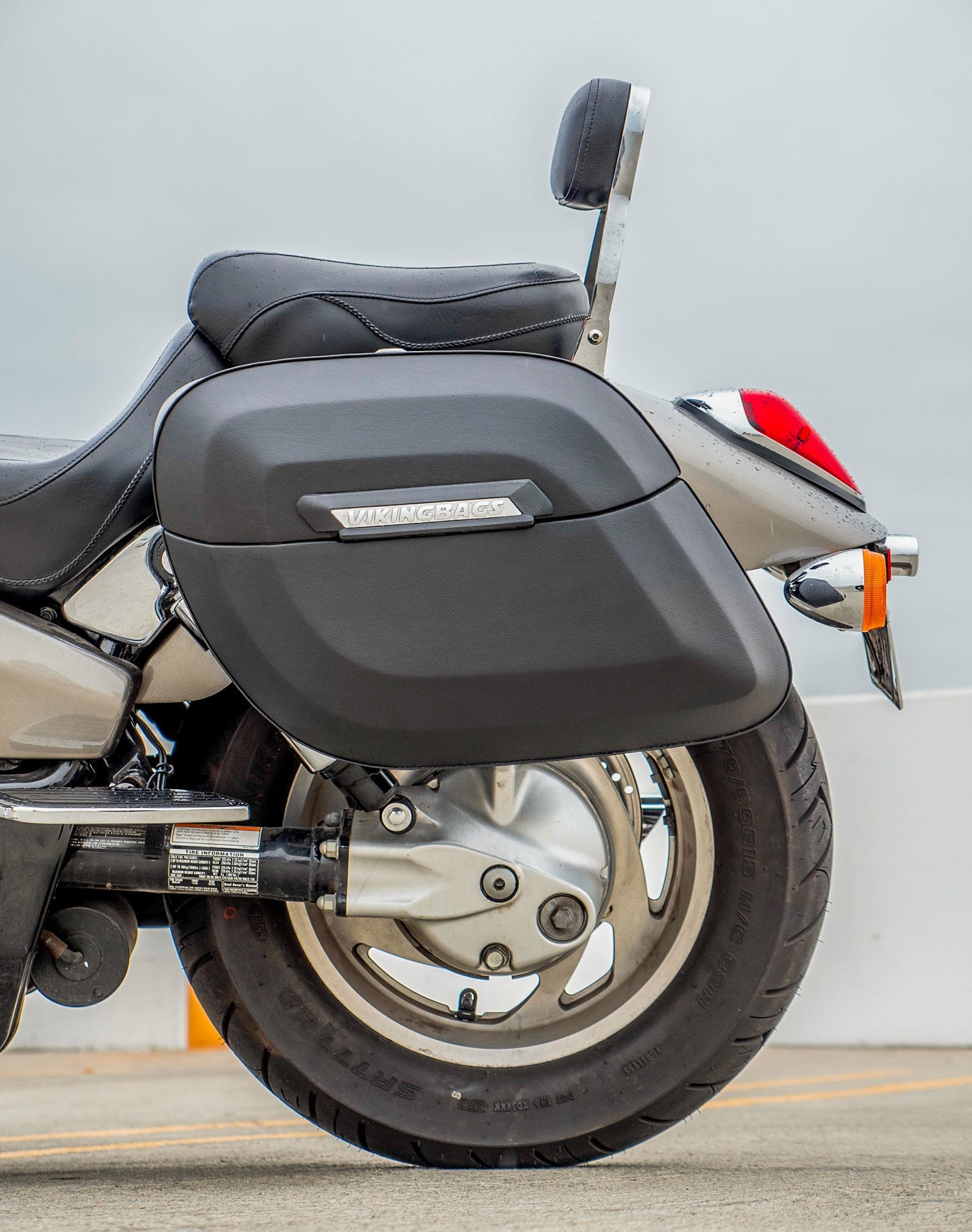 40L - Lamellar Raven XL Honda VTX 1300 C Leather Wrapped Hard Alforjas