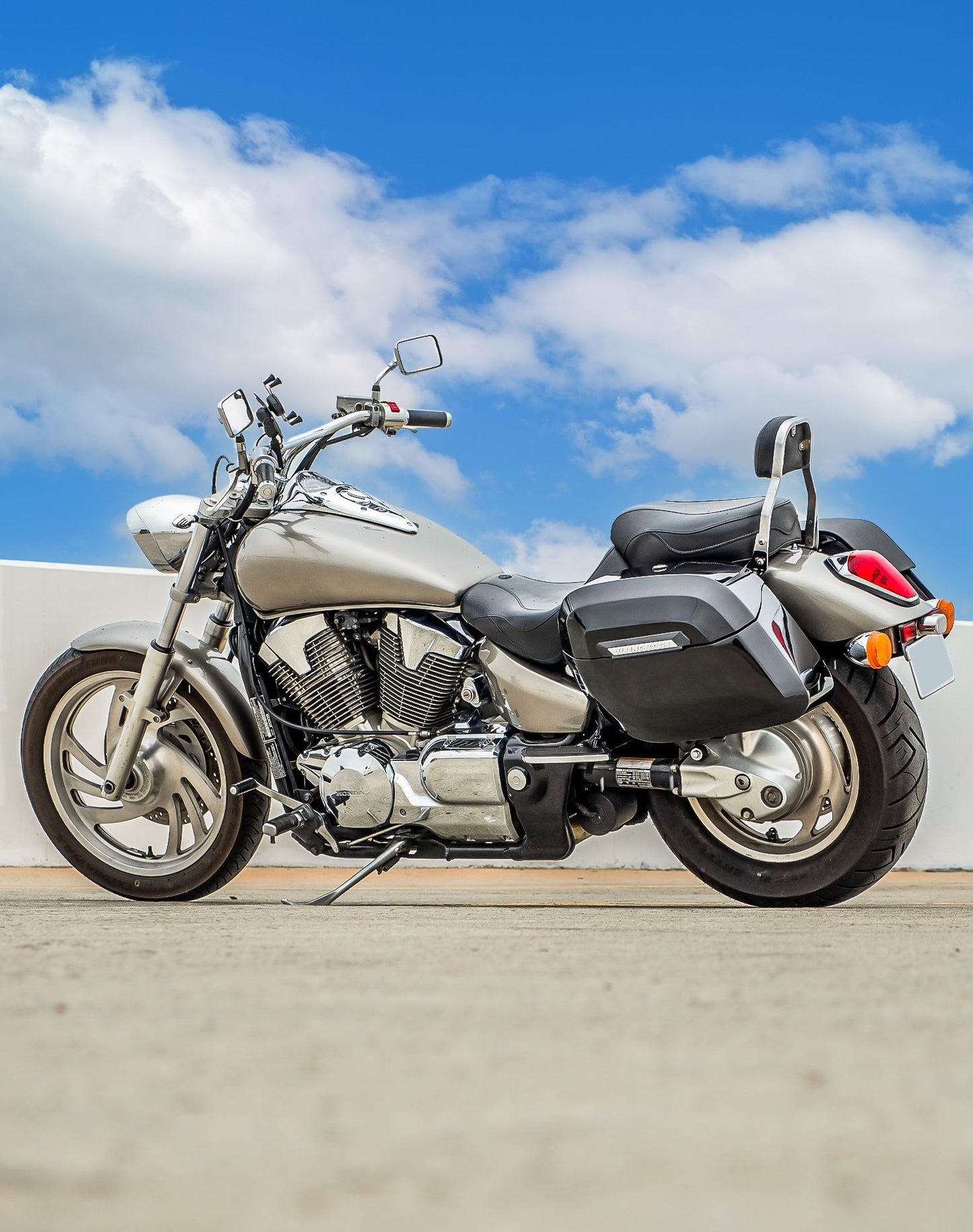 40L - Lamellar Raven XL Honda VTX 1800 N Painted Hard Alforjas