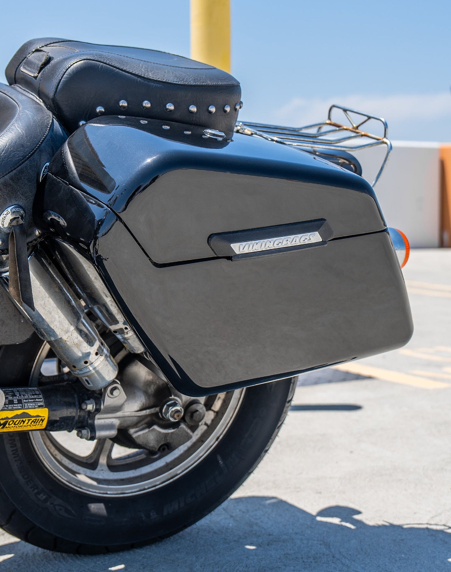38L - Baldur XL Shock Cutout Honda Shadow 1100 Spirit Painted Hard Alforjas