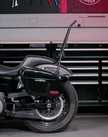 18L - Aegis Quick Mount Medium Shock Cut-Out Harley Dyna Low Rider S FXDLS Painted Hard Alforjas
