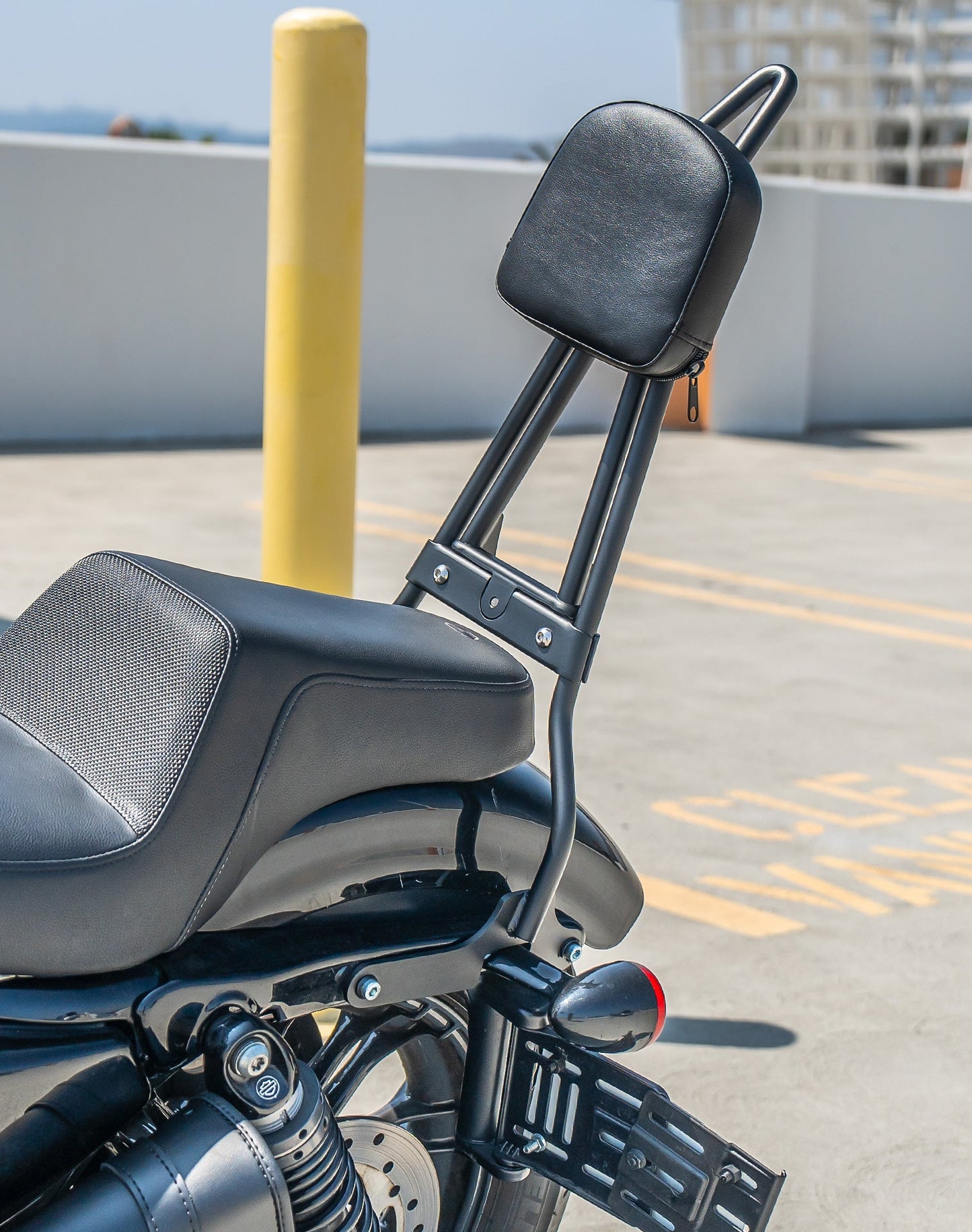 Viking Iron Born Plain Leather Short Motocicleta Backrest Pad para Foldable Sissy bar