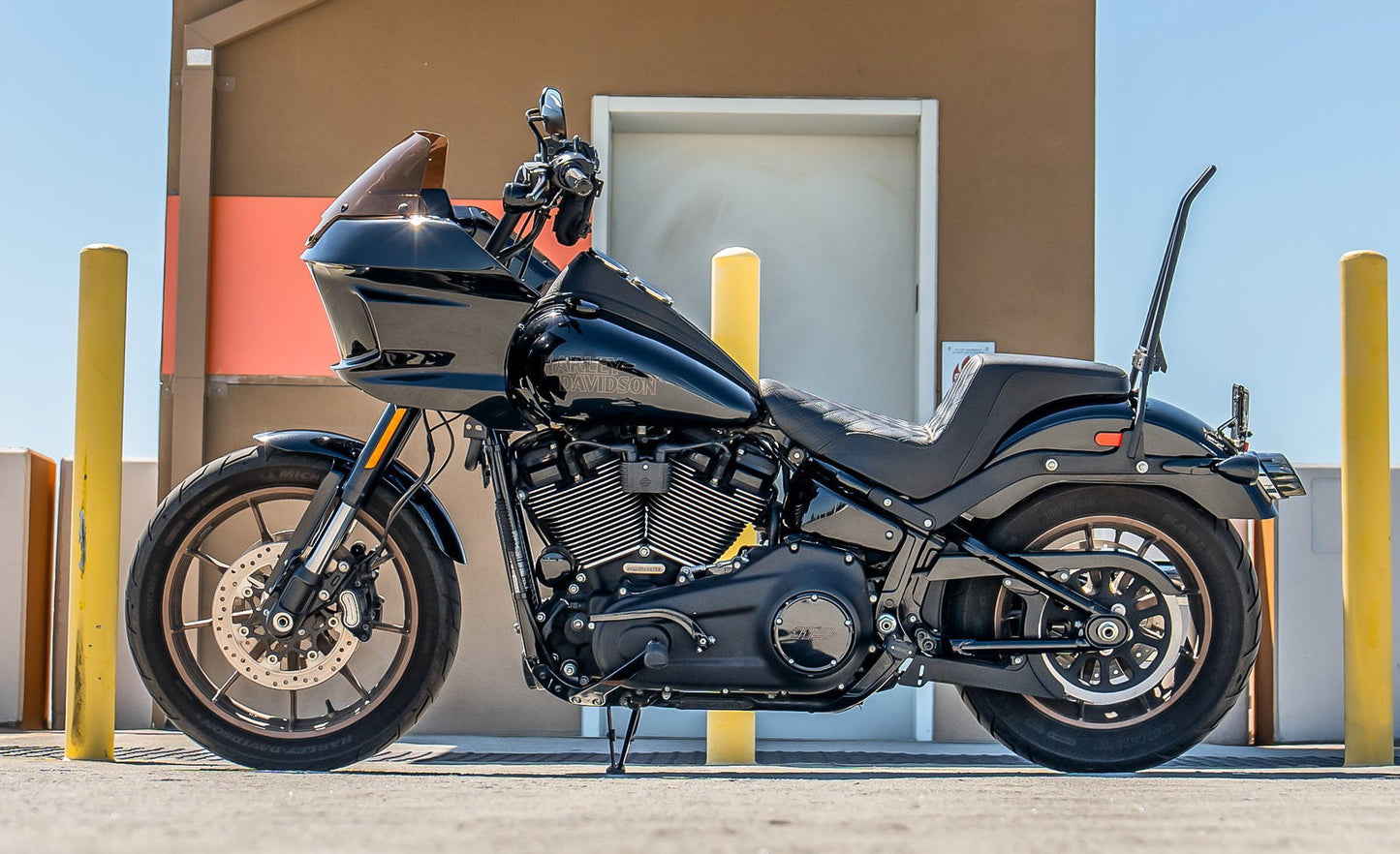 Viking Maverick Motocicleta Fairing para Harley Softail Low Rider S FXLRS Gloss Black
