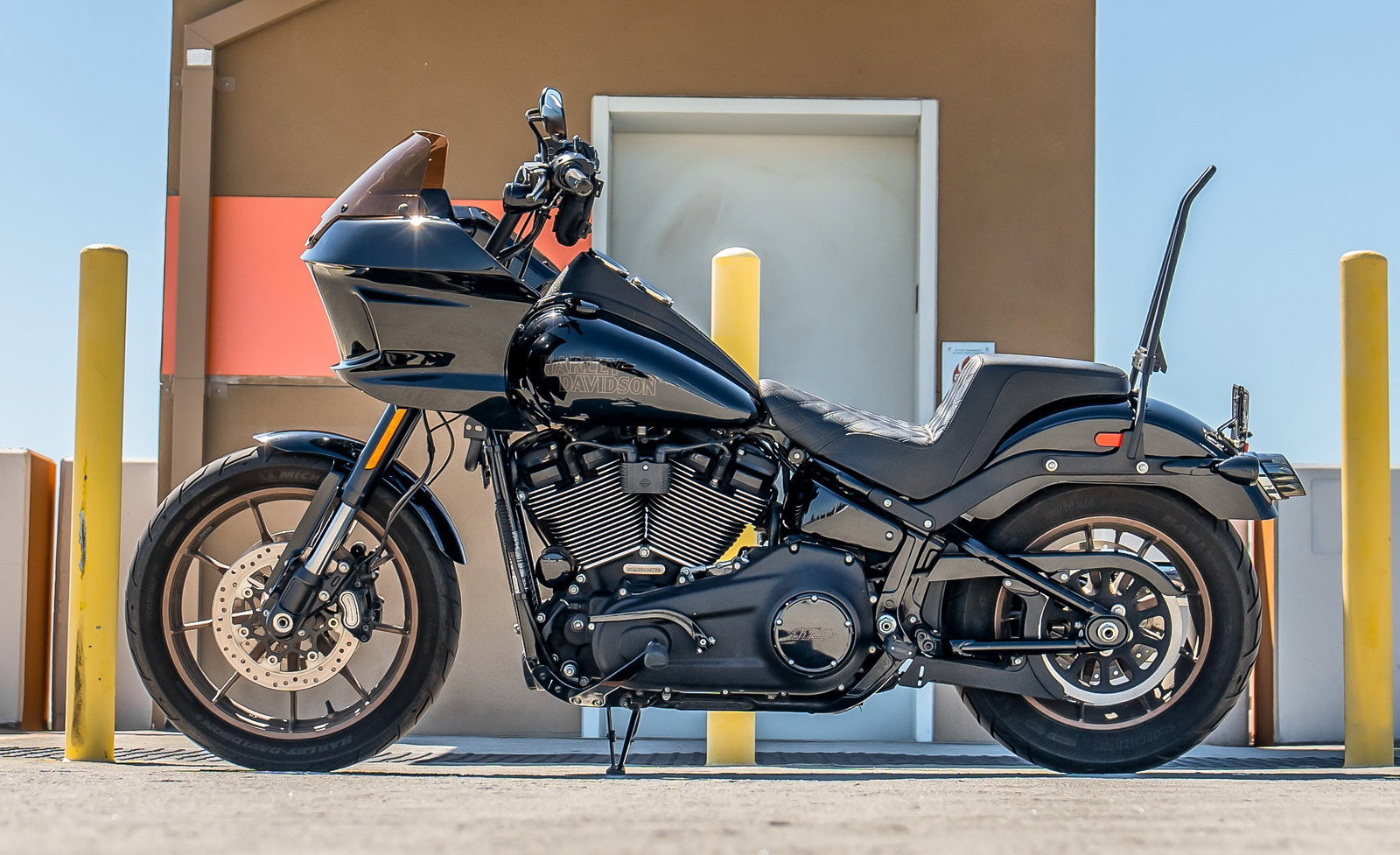 Viking Maverick Motocicleta Fairing para Harley Softail Low Rider S FXLRS Gloss Black