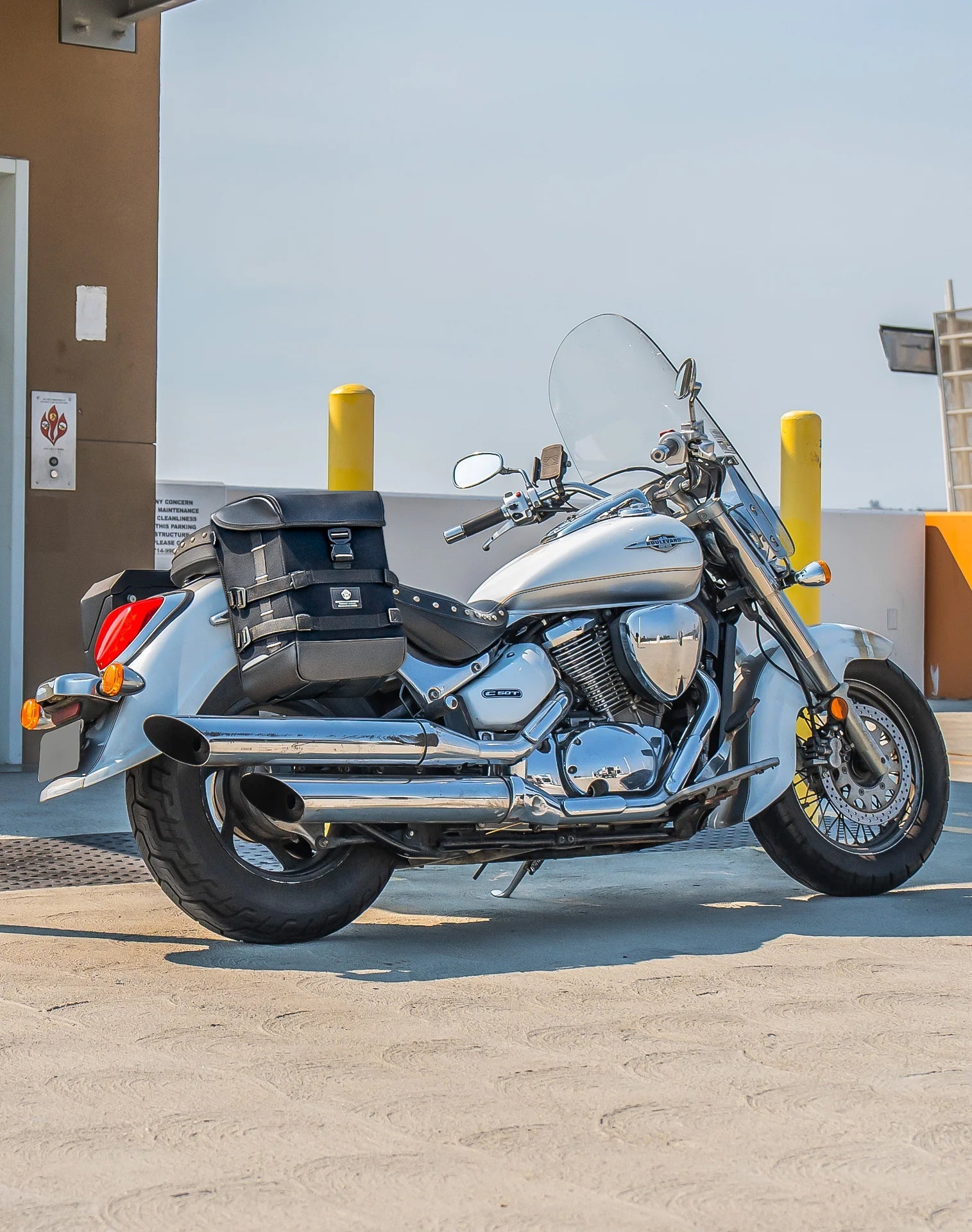 15L - Incognito Quick Mount Medium Suzuki Boulevard C50 VL800 Solo Alforja (Right Only)