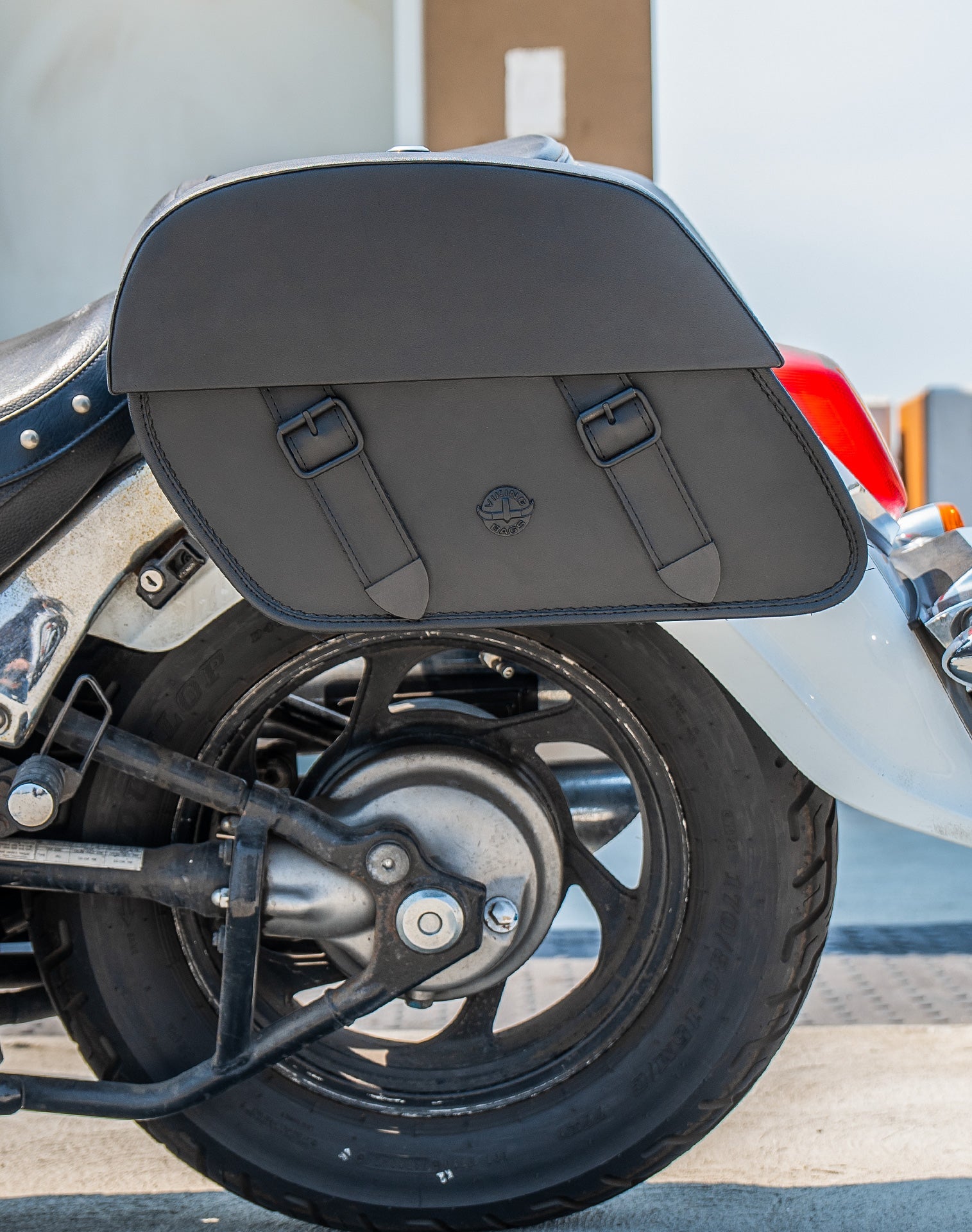28L - Baelor Medium Quick Mount Suzuki Boulevard C50 VL800 Motocicleta Alforjas