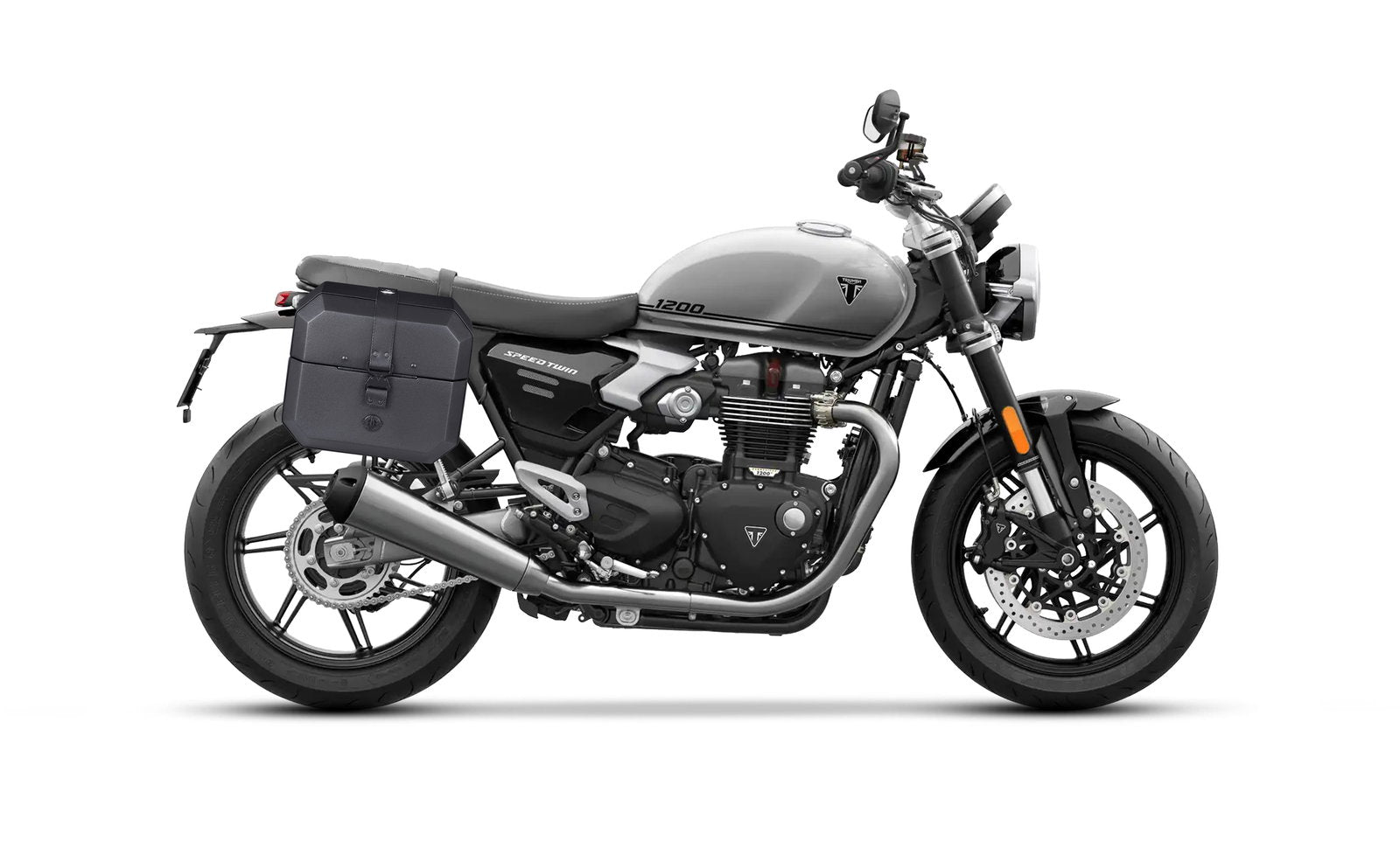 20L - Outlaw Quick-Mount Small Triumph Speed Twin 1200 Leather Wrapped Hard Alforjas