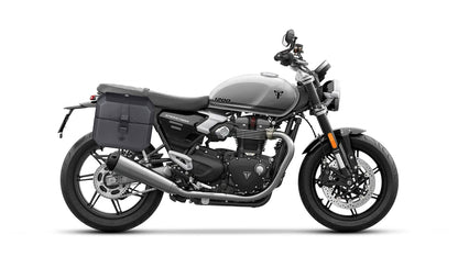 20L - Outlaw Quick-Mount Small Triumph Speed Twin 1200 Leather Wrapped Hard Alforjas
