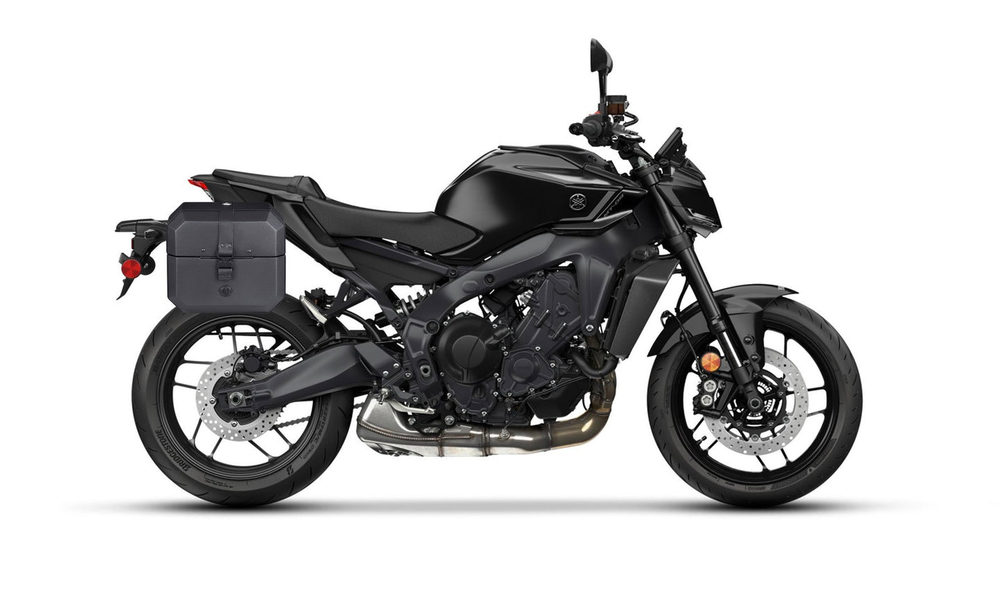 20L - Outlaw Quick-Mount Small Yamaha MT-09 Leather Wrapped Hard Alforjas